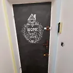 Be My Guest- Fontany Luxury Metro Wi-fi Free Parking Zone Apartment Warschau