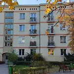 Be My Guest- Fontany Calm Metro Wi-fi Free Parking Zone * Warszawa