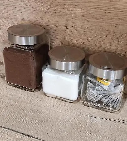 Be My Guest- Fontany Luxury Metro Wi-fi Free Parking Zone *