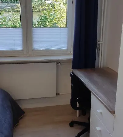 Be My Guest- Fontany Luxury Metro Wi-fi Free Parking Zone