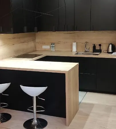 Apartment Be My Guest- Fontany Luxury Metro Wi-fi Free Parking Zone