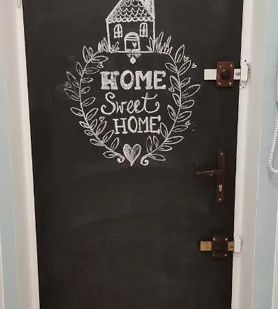 Be My Guest- Fontany Luxury Metro Wi-fi Free Parking Zone *