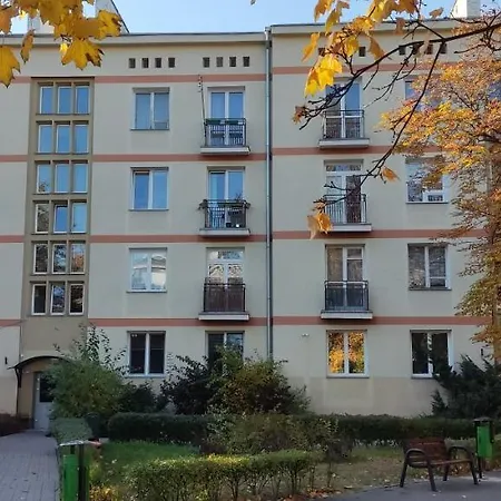 Be My Guest- Fontany Luxury Metro Wi-fi Free Parking Zone * Warszawa