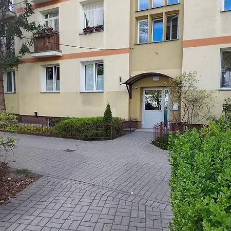Be My Guest- Fontany Calm Metro Wi-fi Free Parking Zone Apartment *