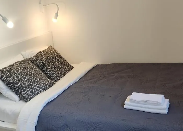 Be My Guest- Fontany Luxury Metro Wi-fi Free Parking Zone Warszawa