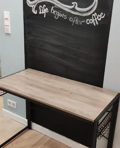 Be My Guest- Fontany Luxury Metro Wi-fi Free Parking Zone *